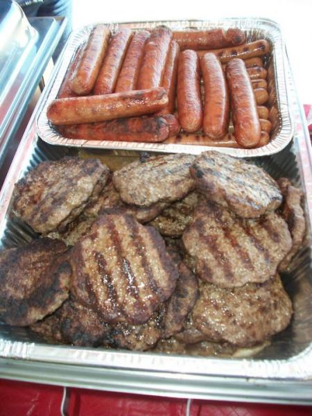 Chuck Wagon Cuisine Catering Co make the best hamburgers and hot dogs! 